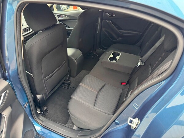 Used Mazda Mazda3 2018 for sale - 76304502: Photo 35