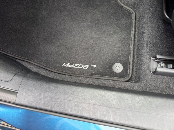 Used Mazda Mazda3 2018 for sale - 76304502: Photo 40