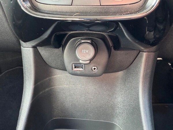 Used Toyota AYGO 2017 for sale - 76304538: Photo 48