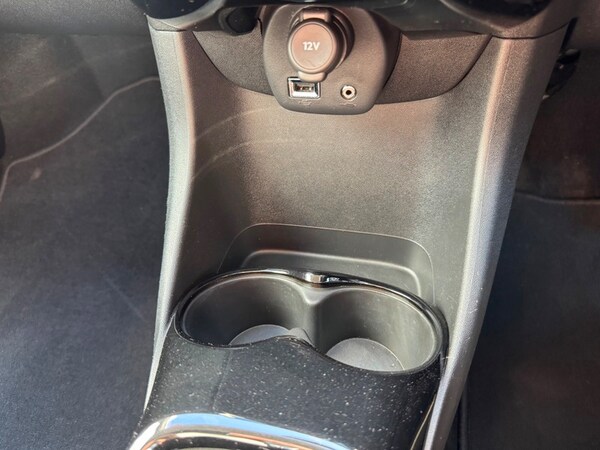 Used Toyota AYGO 2017 for sale - 76304538: Photo 50