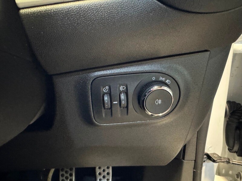 Used Vauxhall ADAM 2018 for sale - 77697459: Photo 46