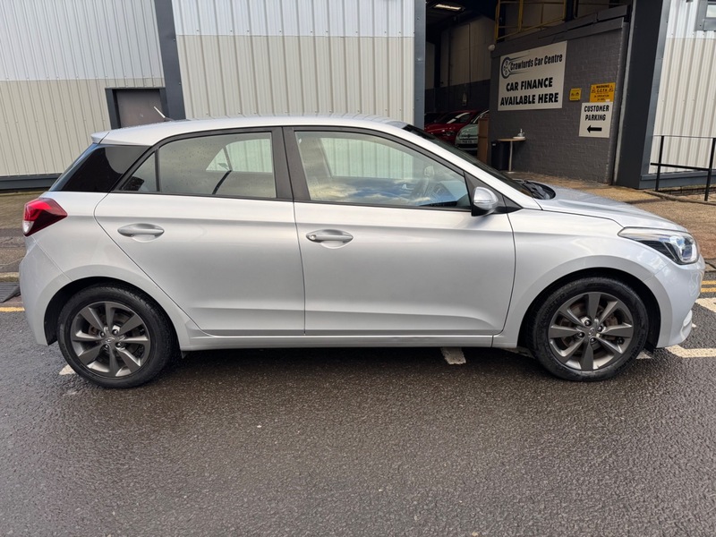 Used Hyundai i20 2016 for sale - 77697468: Photo 2