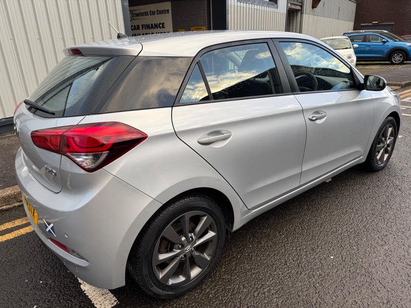 Used Hyundai i20 2016 for sale - 77697468: Photo 8