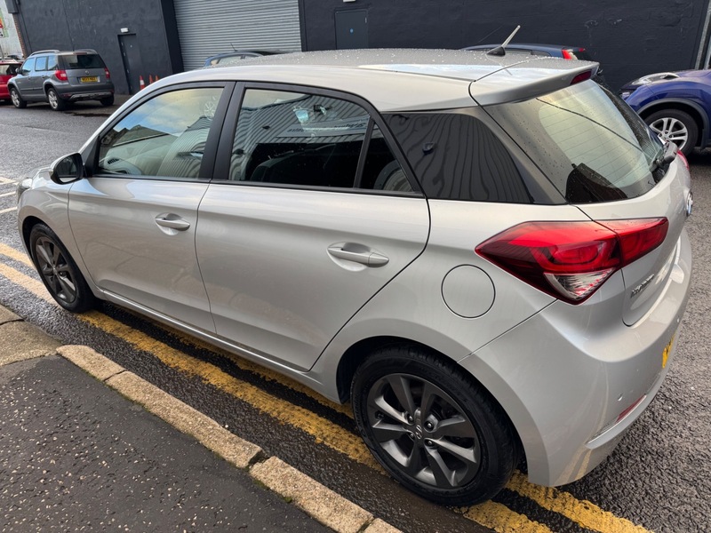 Used Hyundai i20 2016 for sale - 77697468: Photo 9