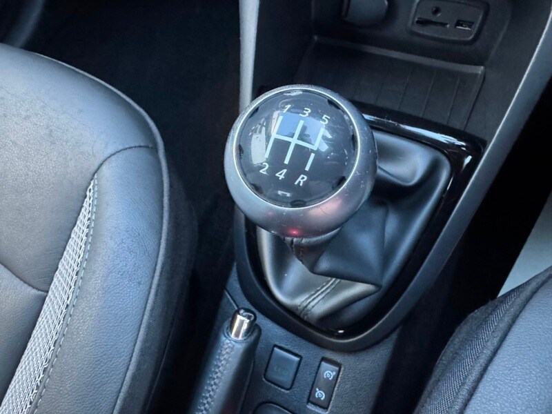 Used Renault Captur 2017 for sale - 77697462: Photo 39