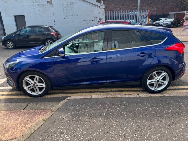 Used Ford Focus 2017 for sale - 76304514: Photo 11