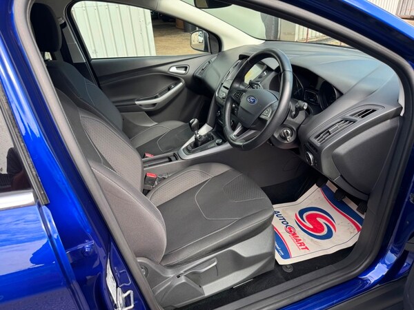 Used Ford Focus 2017 for sale - 76304514: Photo 4
