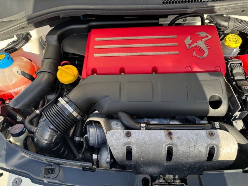 Used Abarth 595 2017 for sale - 76304564: Photo 25