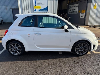 Used Abarth 595 2017 for sale - 76304564: Photo