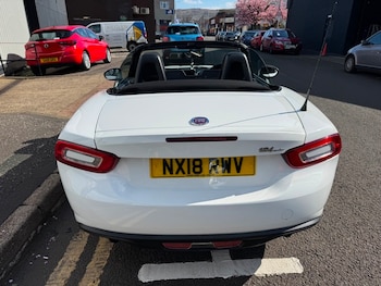 Used Fiat 124 Spider 2018 for sale - 78201385: Photo