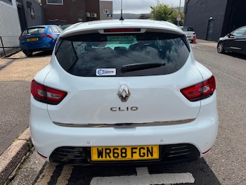 Used Renault Clio 2018 for sale - 79254713: Photo