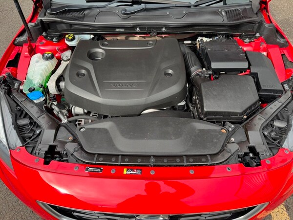 Used Volvo V40 2016 for sale - 76304541: Photo 19