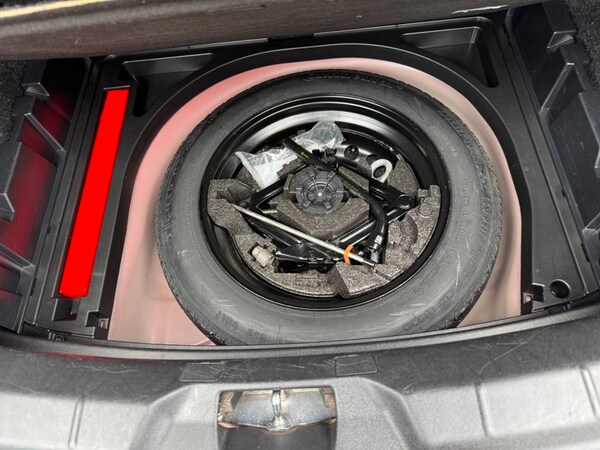 Used Volvo V40 2016 for sale - 76304541: Photo 29