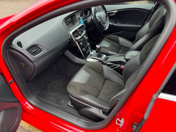 Used Volvo V40 2016 for sale - 76304541: Photo 39