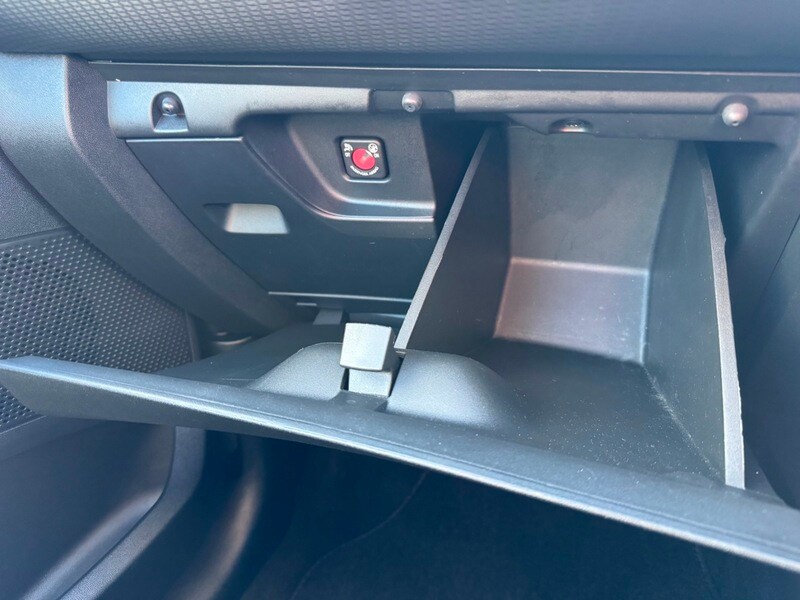 Used Peugeot 2008 2018 for sale - 77697471: Photo 40