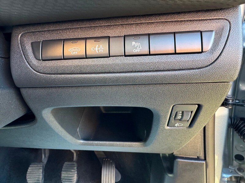 Used Peugeot 2008 2018 for sale - 77697471: Photo 44