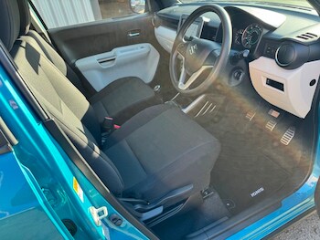 Used Suzuki Ignis 2018 for sale - 77697476: Photo