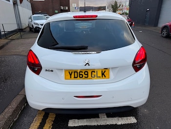 Used Peugeot 208 2019 for sale - 76896627: Photo