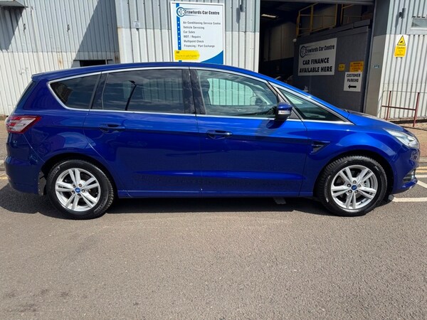 Used Ford S-Max 2016 for sale - 76304537: Photo 2