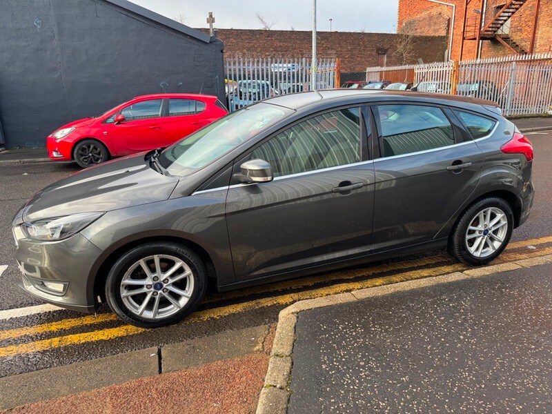 Used Ford Focus 2015 for sale - 77697478: Photo 14