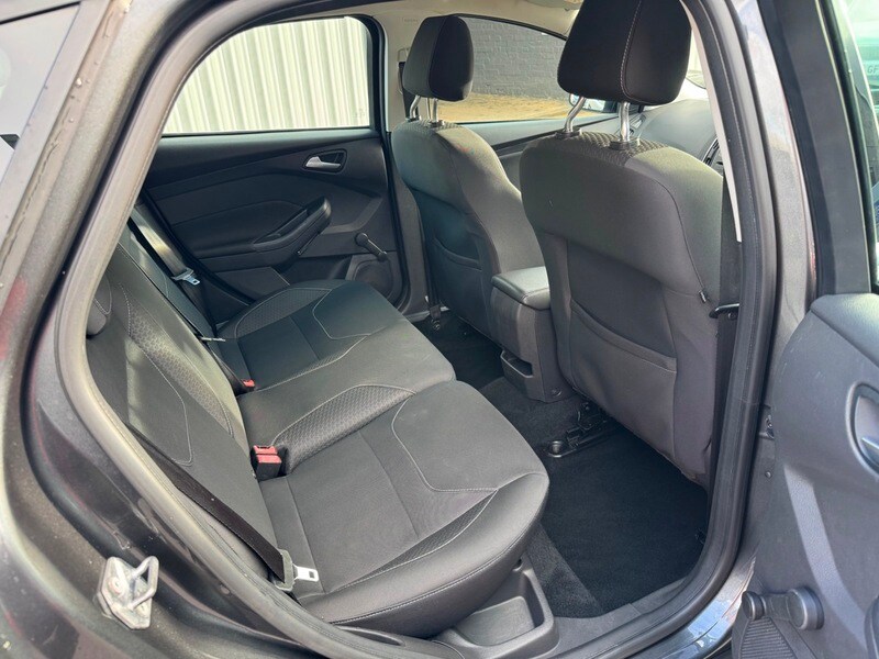 Used Ford Focus 2015 for sale - 77697478: Photo 26