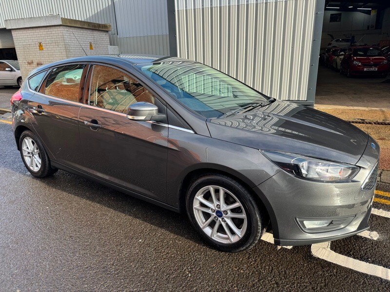 Used Ford Focus 2015 for sale - 77697478: Photo 6