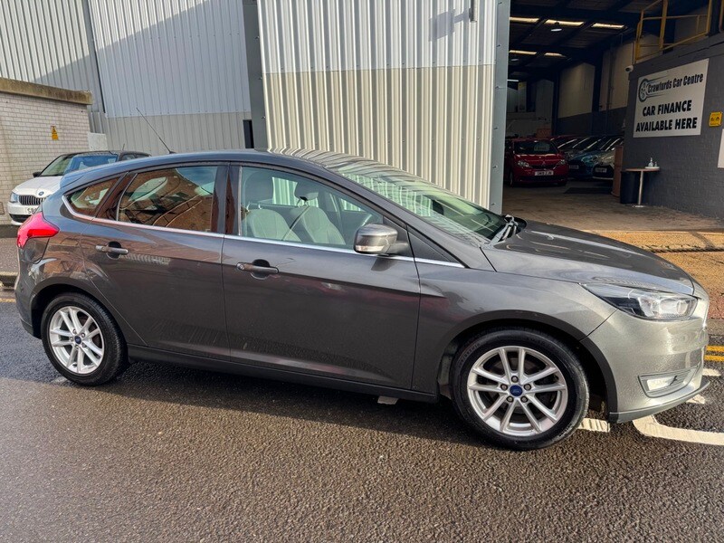 Used Ford Focus 2015 for sale - 77697478: Photo 7