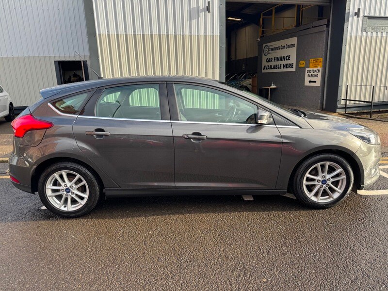 Used Ford Focus 2015 for sale - 77697478: Photo 8