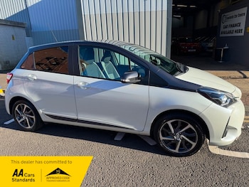 Used Toyota Yaris 2019 for sale - 77697482: Photo