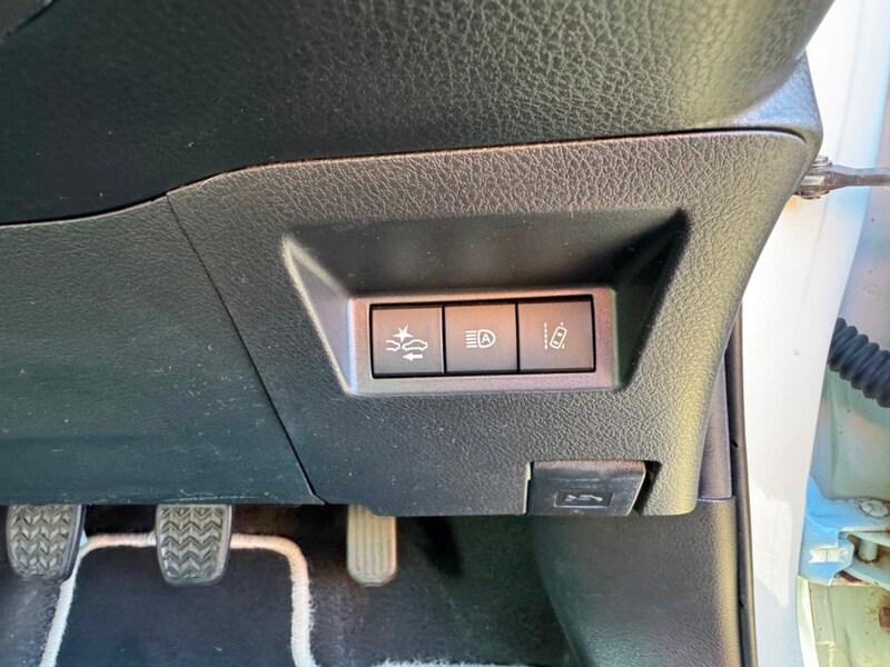 Used Toyota Yaris 2019 for sale - 77697482: Photo 50