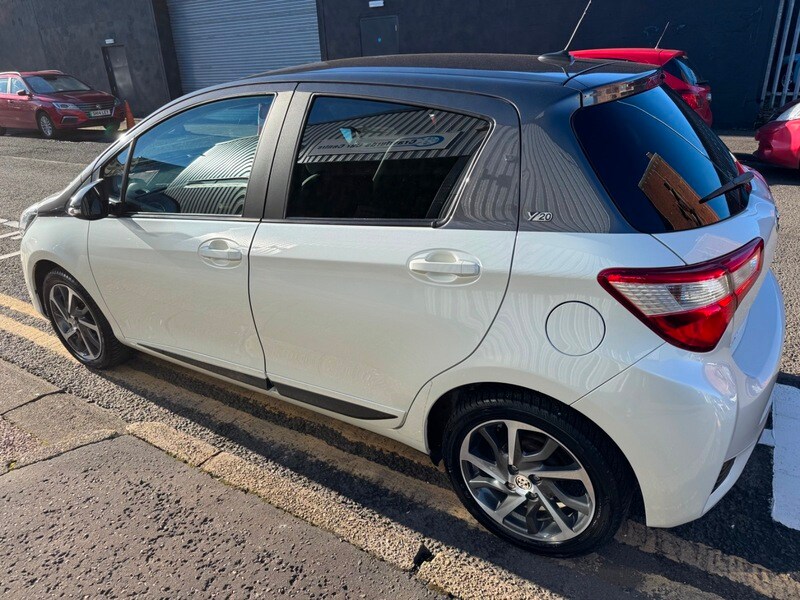 Used Toyota Yaris 2019 for sale - 77697482: Photo 9