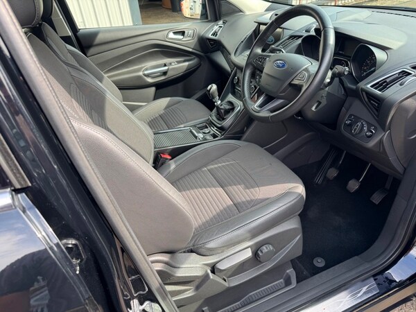 Used Ford Kuga 2017 for sale - 76304504: Photo 4