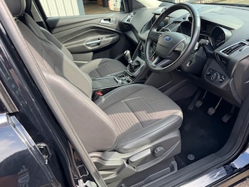 Used Ford Kuga 2017 for sale - 76304504: Photo