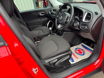 Used Jeep Renegade 2017 for sale - 76304559: Photo