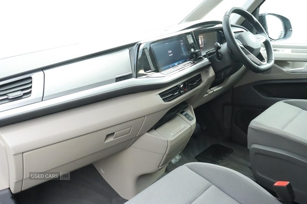 Used Volkswagen Multivan 2025 for sale - 78136689: Photo 2