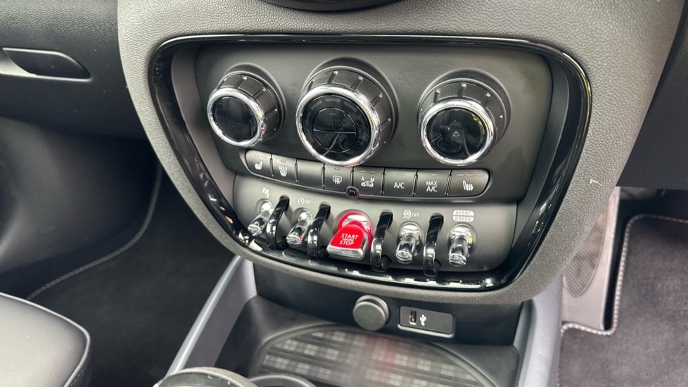 Used MINI Cooper 2024 for sale - 76328038: Photo 33