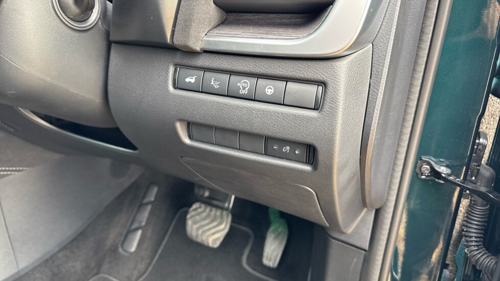 Used Nissan Qashqai 2024 for sale - 76350891: Photo 37