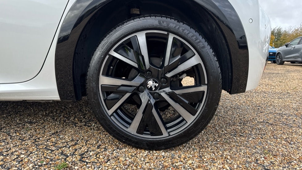 Used Peugeot 208 2022 for sale - 76647810: Photo 19