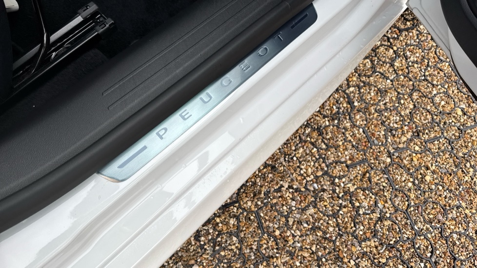 Used Peugeot 208 2022 for sale - 76647810: Photo 39