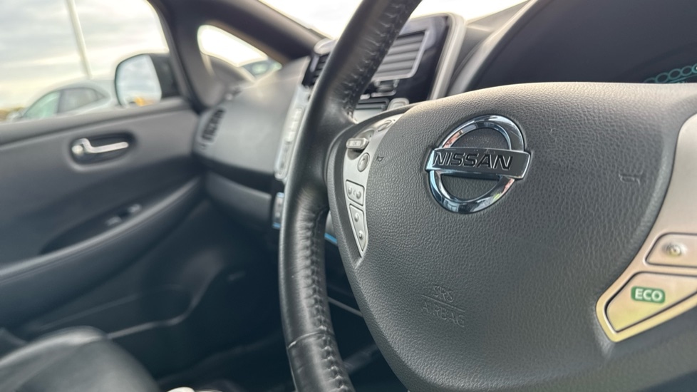 Used Nissan Leaf 2017 for sale - 76954271: Photo 40