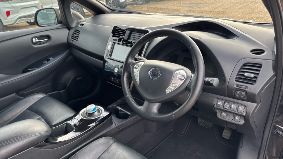 Used Nissan Leaf 2017 for sale - 76954271: Photo 9