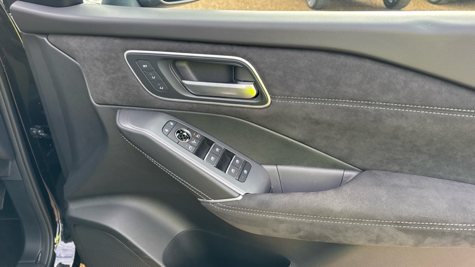 Used Nissan Qashqai 2024 for sale - 76351018: Photo 32