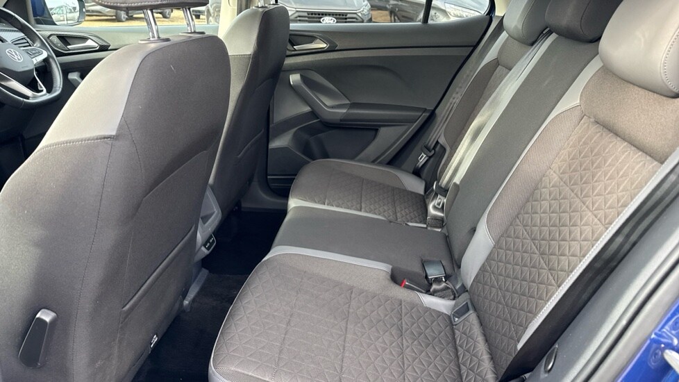 Used Volkswagen T-Cross 2020 for sale - 76372795: Photo 14