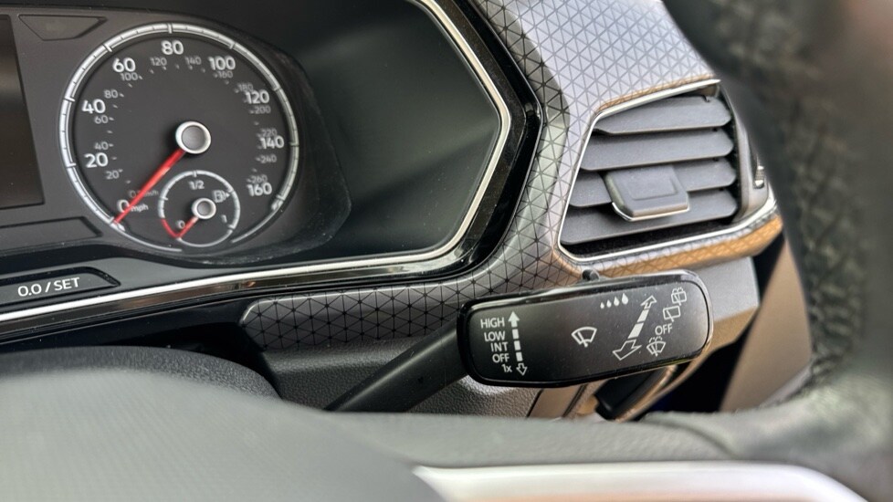 Used Volkswagen T-Cross 2020 for sale - 76372795: Photo 25