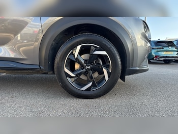Used Nissan Juke 2023 for sale - 76025392: Photo 4