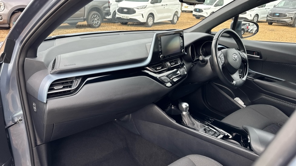 Used Toyota C-HR 2022 for sale - 76350957: Photo 10