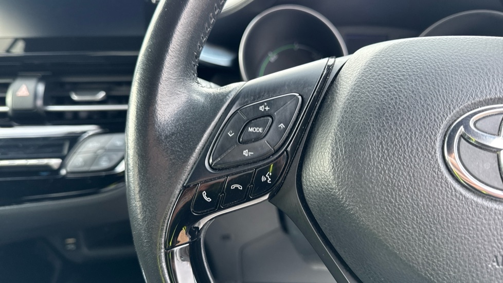 Used Toyota C-HR 2022 for sale - 76350957: Photo 22