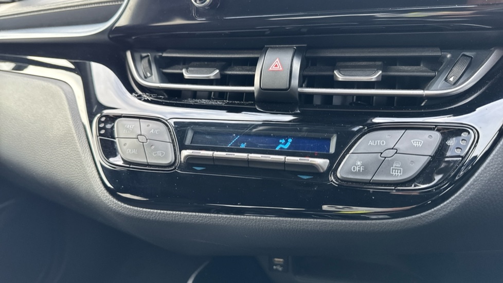 Used Toyota C-HR 2022 for sale - 76350957: Photo 33