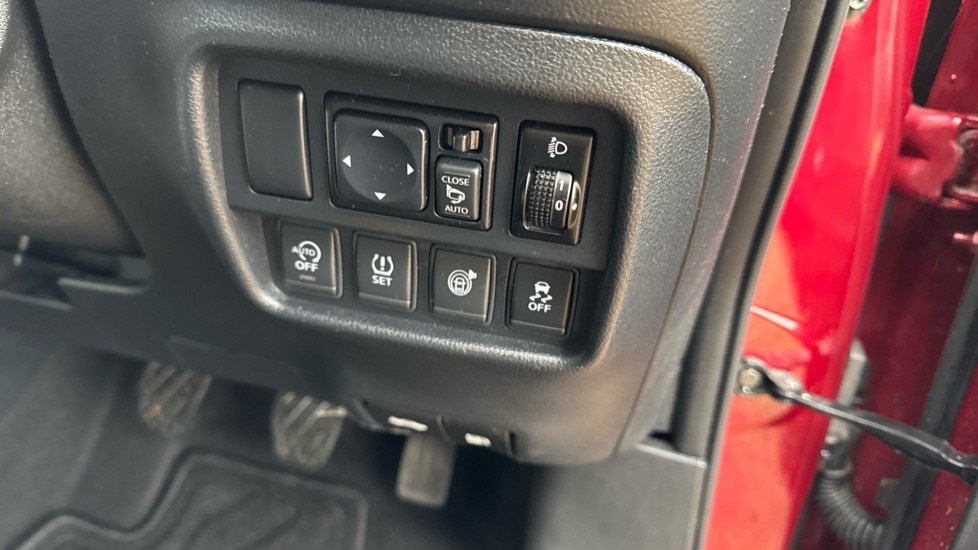 Used Nissan Juke 2017 for sale - 76528949: Photo 37