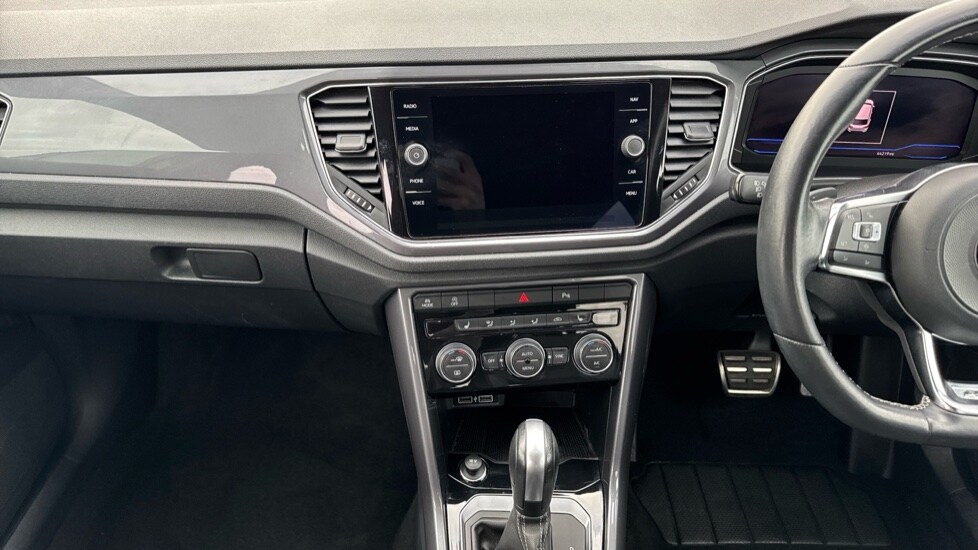 Used Volkswagen T-Roc 2020 for sale - 76745373: Photo 12